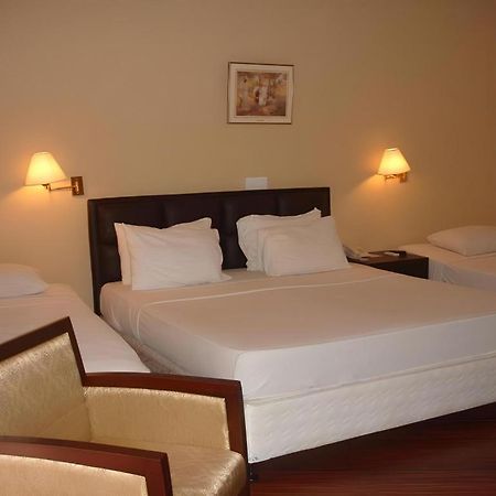 Devon Hotel Kandy Ngoại thất bức ảnh