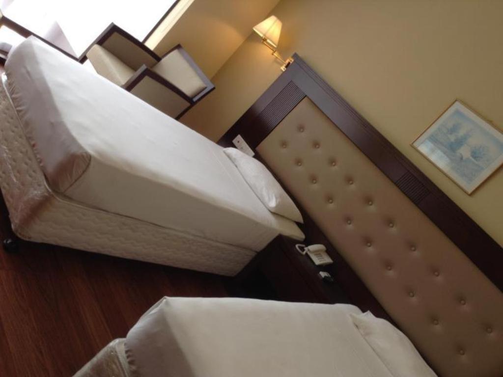 Devon Hotel Kandy Ngoại thất bức ảnh