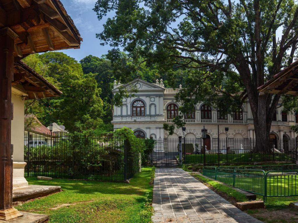 Devon Hotel Kandy Ngoại thất bức ảnh