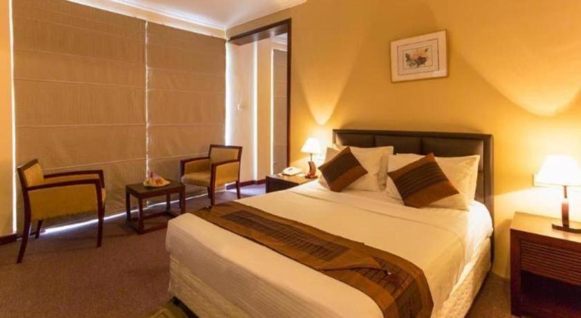 Devon Hotel Kandy Ngoại thất bức ảnh
