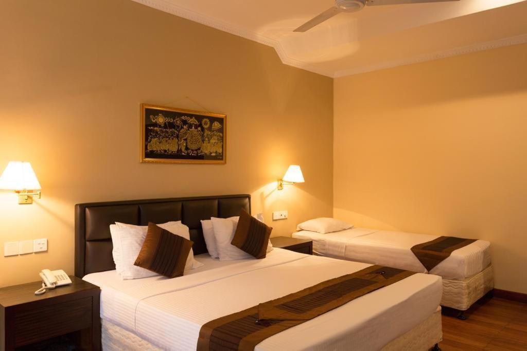 Devon Hotel Kandy Ngoại thất bức ảnh